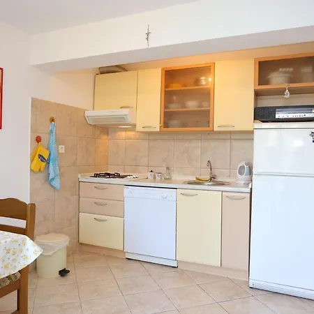 Apartman With Parking Space Supetar, Brac - 16653